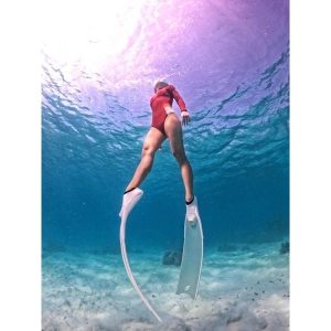 Odyssey ฟินฟรีไดฟ์ รุ่น Glaze ผลิตจาก Fiberglass